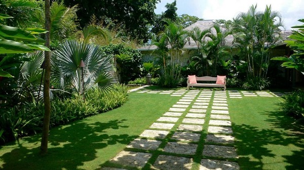 15 Landscaping Ideas For Large Backyard And Yard Areas