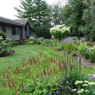 75 Beautiful Small Driveway Pictures Ideas January 2021 Houzz