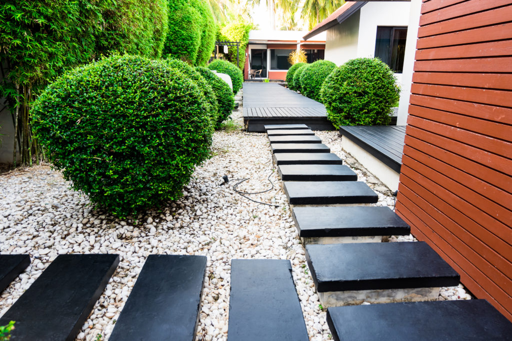 12 Simple Front Yard Landscaping Ideas Mymove